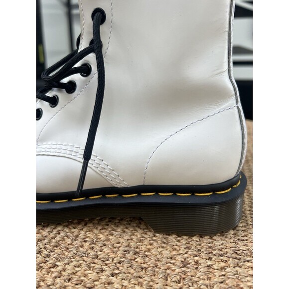 Dr. Doc Martens Air Wave 1460 Smooth Leather Boots - Picture 10 of 16